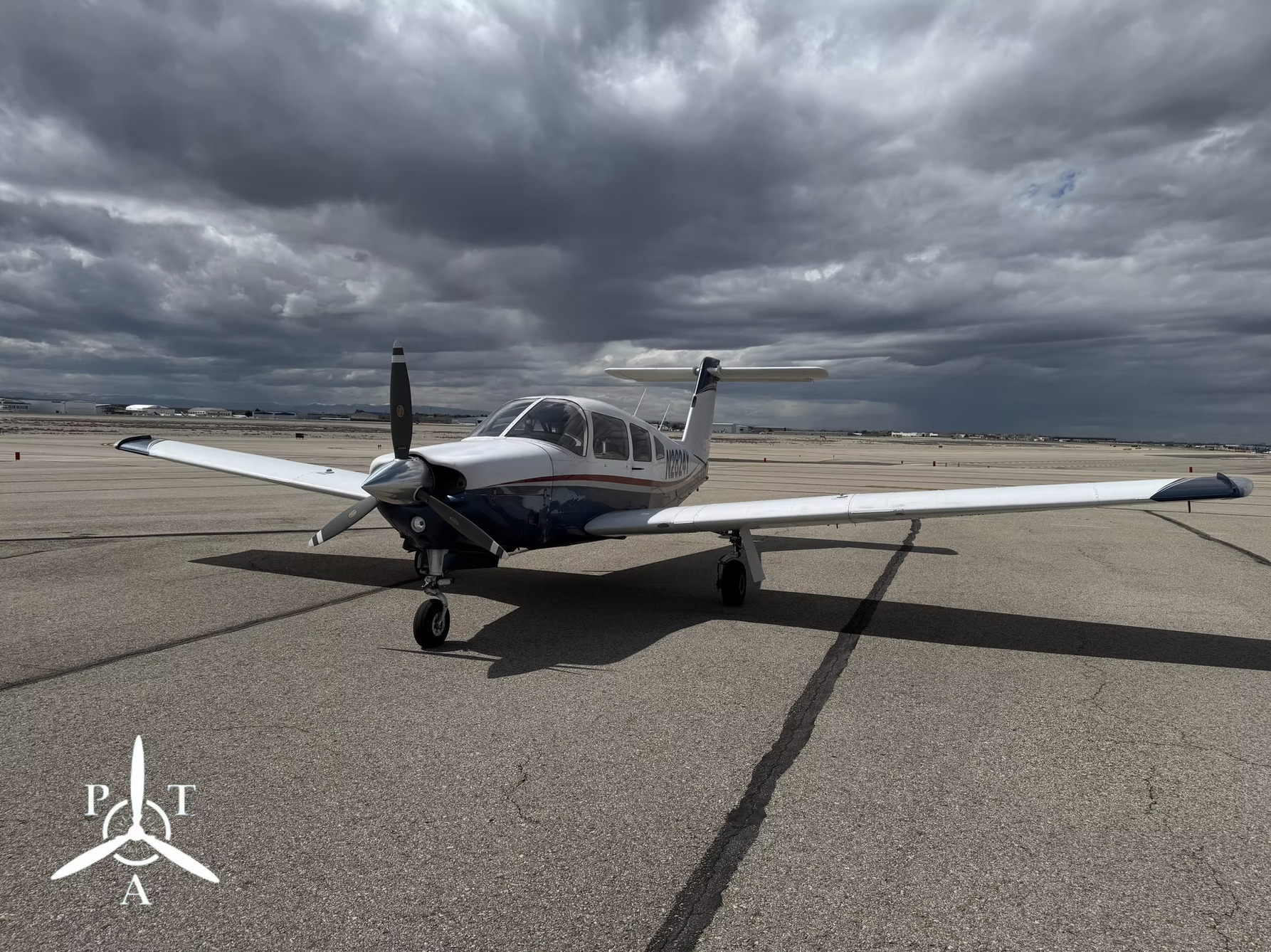 Piper Arrow IV image 2